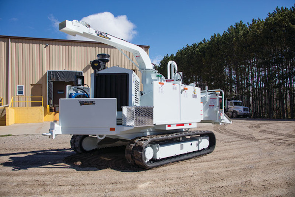 Bandit Industries | 250XP SERIES | Model TRACK  DISC STYLE HAND-FED CHIPPER for sale at Rippeon Equipment Co., Maryland