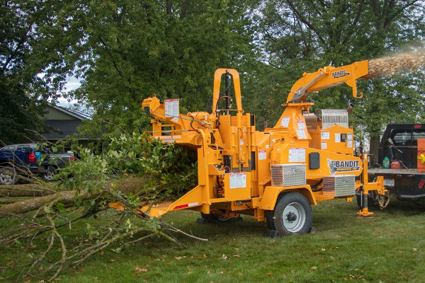 Bandit Industries | INTIMIDATOR™ 18XP SERIES | Model TOWABLE  DRUM STYLE HAND-FED CHIPPER for sale at Rippeon Equipment Co., Maryland