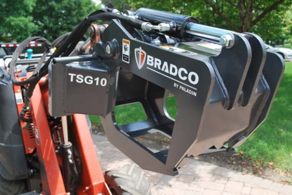 Paladin Attachments | Bradco | Grapples, Tree and Shrub for sale at Rippeon Equipment Co., Maryland
