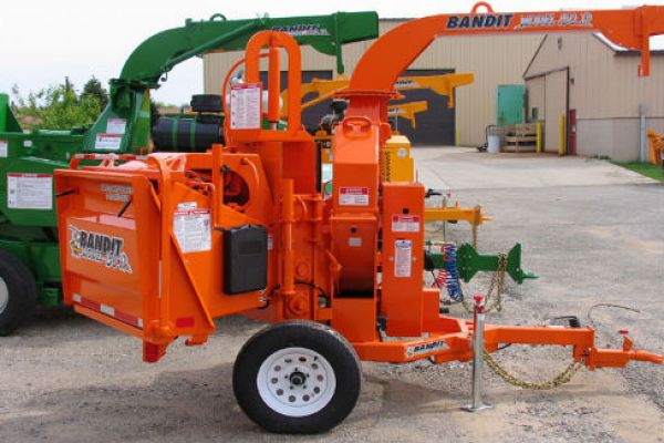 Bandit Industries 150XP - PTO  DISC STYLE HAND-FED CHIPPER for sale at Rippeon Equipment Co., Maryland