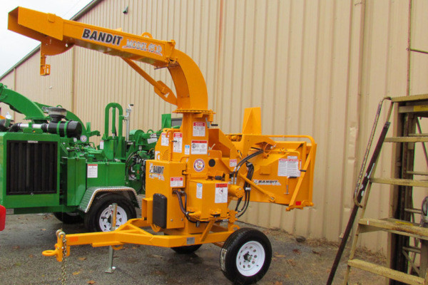 Bandit Industries | 95XP SERIES | Model 95XP - PTO  DISC STYLE HAND-FED CHIPPER for sale at Rippeon Equipment Co., Maryland