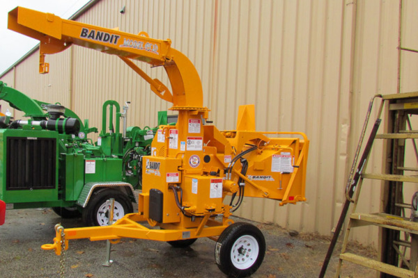 Bandit Industries | Hand-Fed Chippers | 95XP SERIES for sale at Rippeon Equipment Co., Maryland