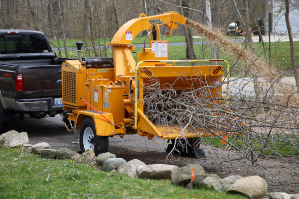 Bandit Industries TOWABLE DRUM STYLE HAND-FED CHIPPER for sale at Rippeon Equipment Co., Maryland