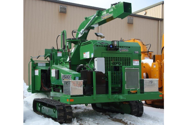 Bandit Industries TRACK DRUM STYLE HAND-FED CHIPPER for sale at Rippeon Equipment Co., Maryland