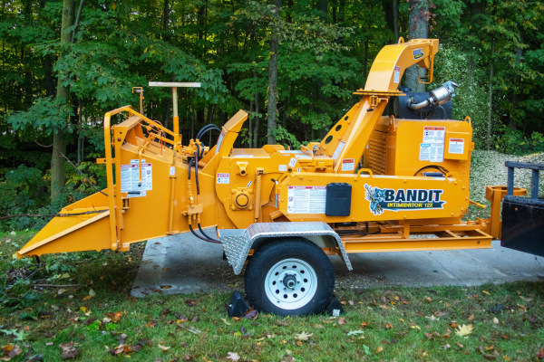 Bandit Industries | Hand-Fed Chippers | INTIMIDATOR™ 12X SERIES for sale at Rippeon Equipment Co., Maryland
